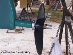 Installation of the Beneteau collar and propeller zinc anodes
